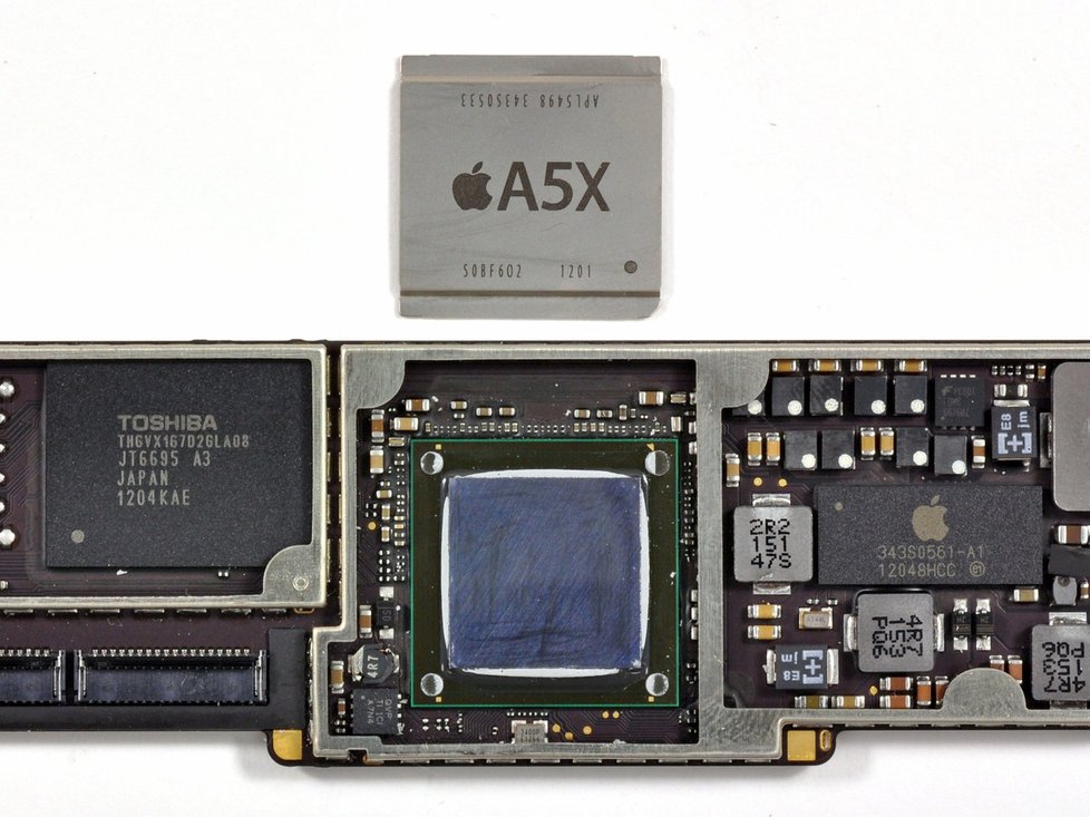 Miniaturní dvoujádrový procesor Apple A5X pohání nový tablet