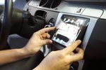 Kutilové z Soundwaves of Tampa umí: iPad Mini v palubní desce