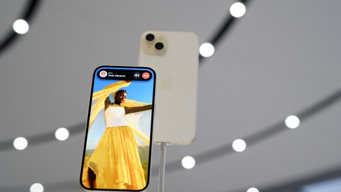 Nový iPhone 15 během představení v Kalifornii