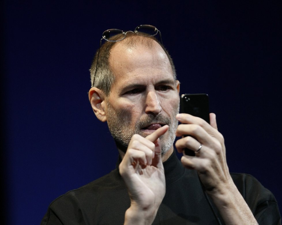 Bývalý šéf Applu Steve Jobs a iPhone