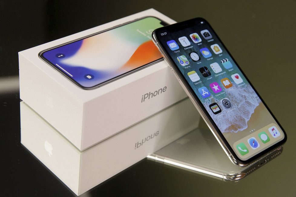 iPhone X se běžně prodává za cenu kolem 30 tisíc korun