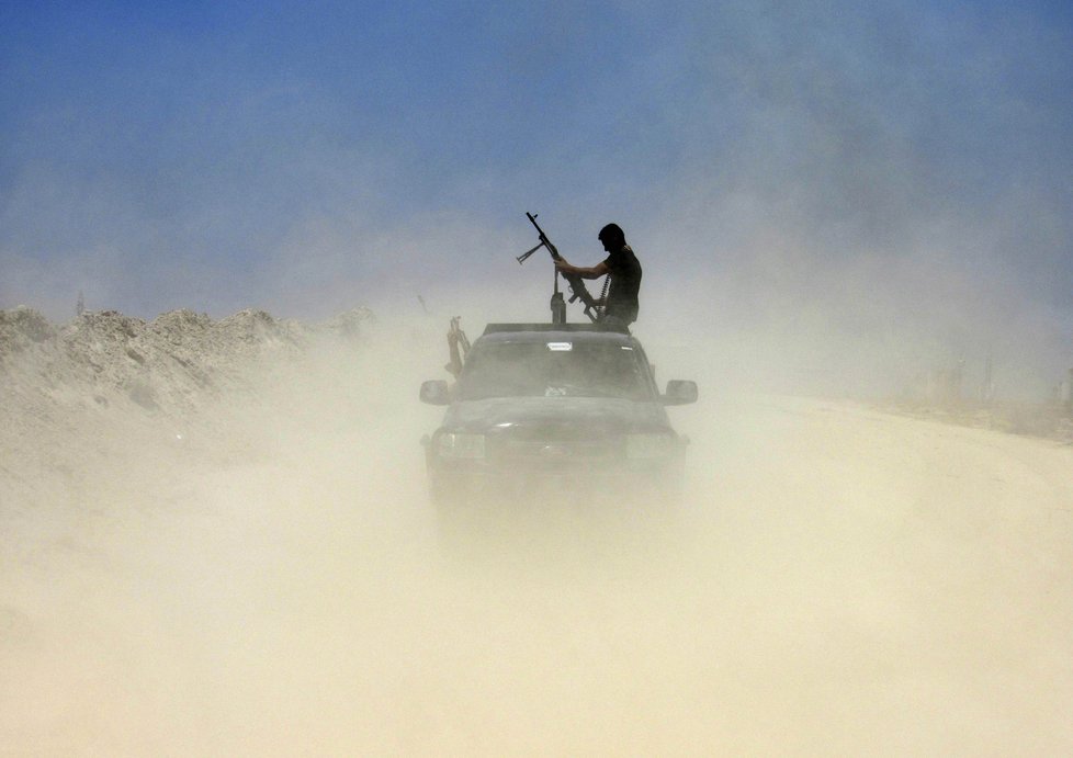 Irák ve Fallúdži útočí proti IS: OSN má strach o civilisty.