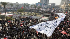 Iráčané na výročí smrti Solejmáního protestují proti USA