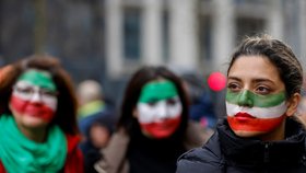 Protest na podporu íránských žen v Bruselu