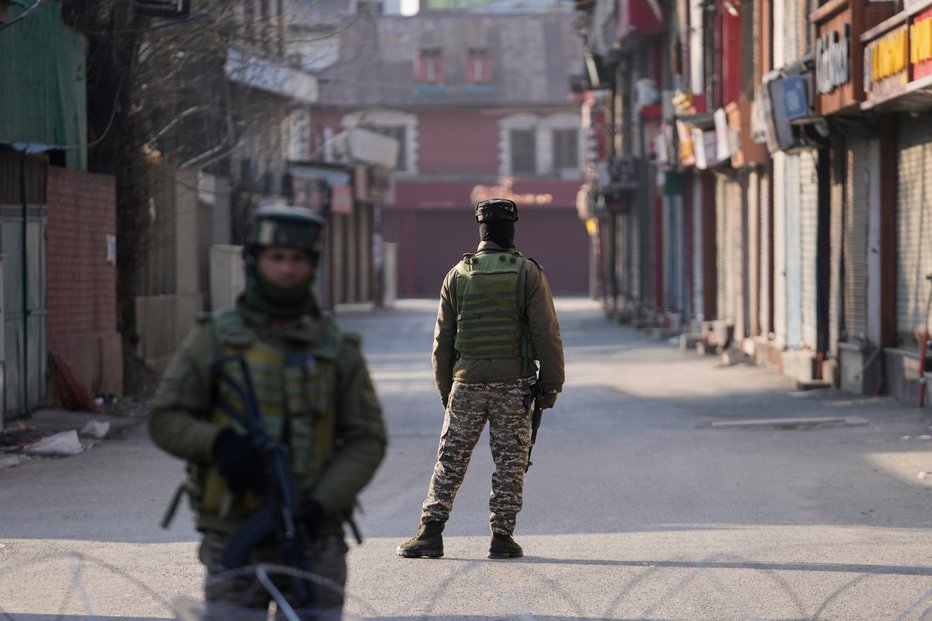 ONLINE: Írán nebude vyjednávat s USA, uvedl tajemník íránské bezpečnostní rady ONLINE: Írán nebude vyjednávat s USA, uvedl tajemník íránské bezpečnostní rady