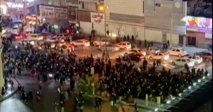 Krvavé protesty v Íránu