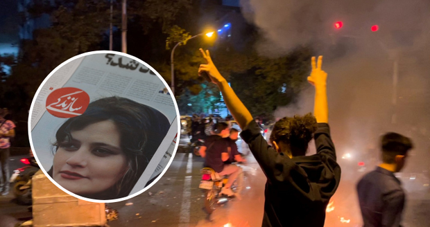 Mladou Íránku (20) zatkli při protivládních protestech: Svědectví krutého mučení!