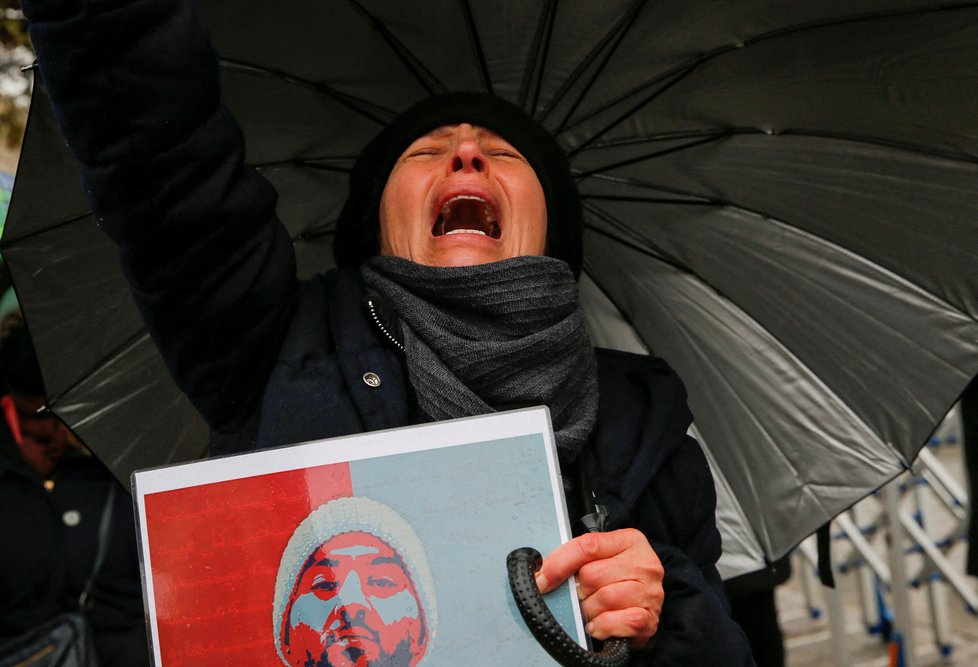 Solidaritu s íránskými demonstranty vyjadřovali lidé po celém světě.