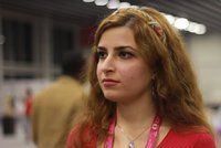 Írán vyloučil šachovou velmistryni z turnaje. Nezakryla si vlasy šátkem