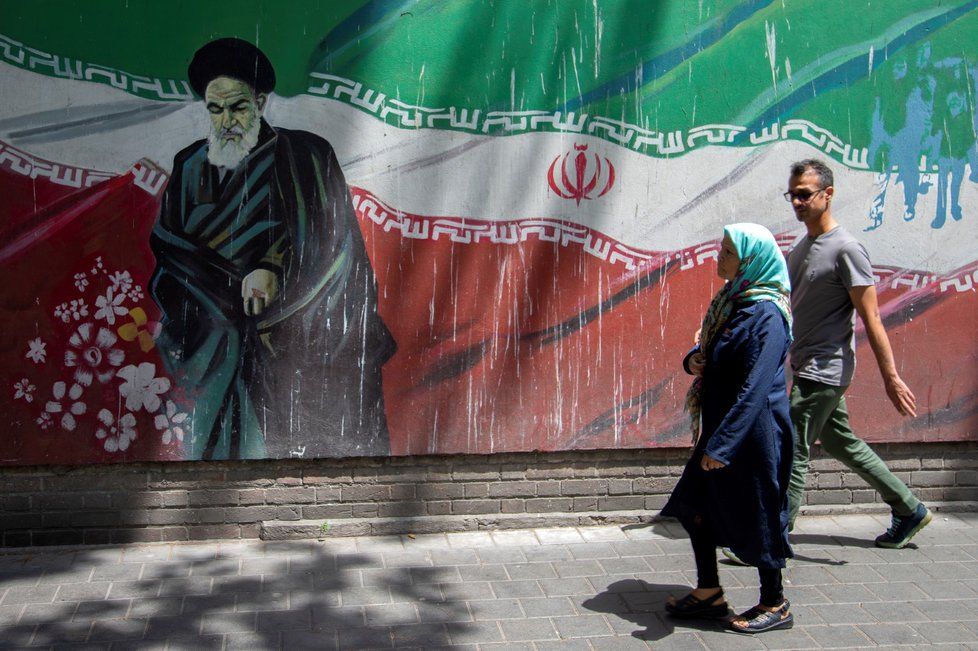 Írán odmítá, že by na útocích měl podíl.