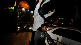 Íránci v Teheránu oslavují útok své země na Izrael (14.4.2024)