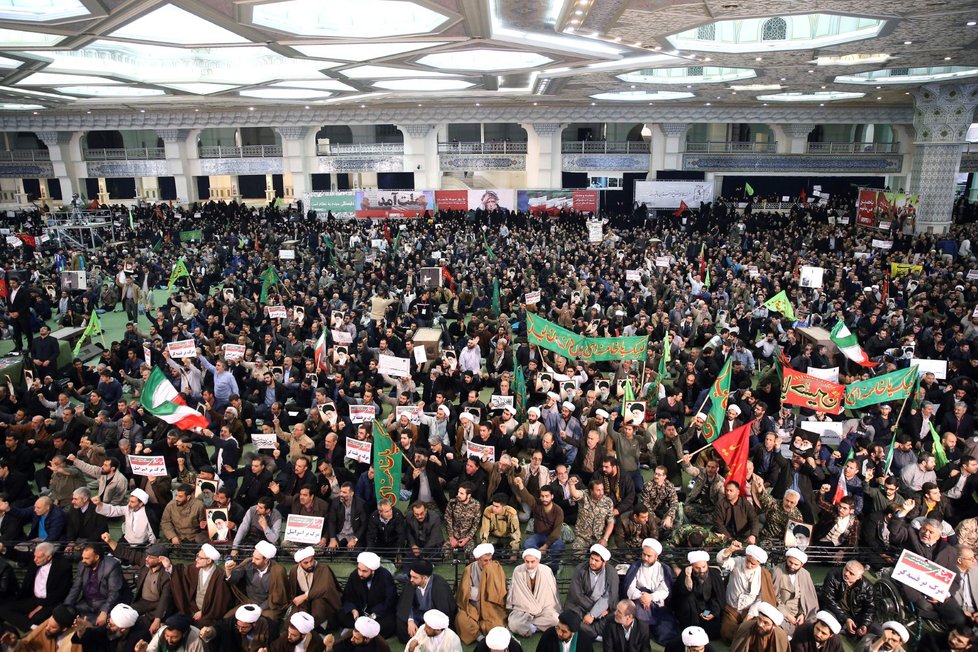 Protesty v Íránu. Lidé jsou nespokojení s ekonomickou situací země.