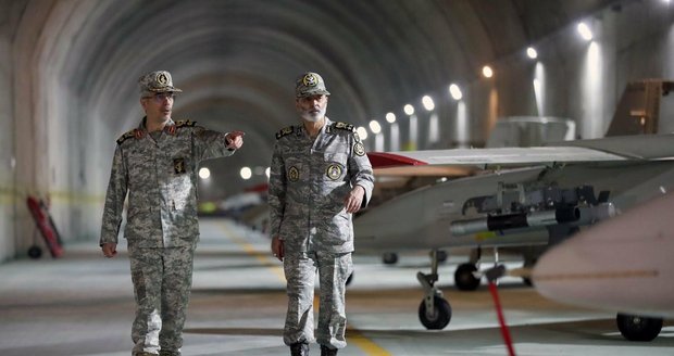 Přijde Putin o smrtící drony? Írán pomalu couvá z dodávek důležitých zbraní