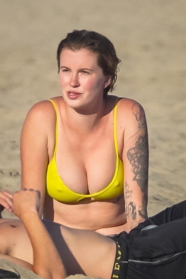 Ireland Baldwin dříve schytala kritiku za oblejší tvary.