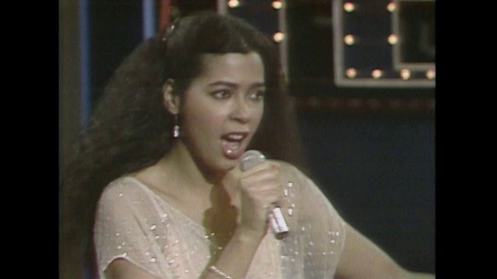 Zemřela zpěvačka Irene Cara, která nazpívala hit What a feeling z filmu Flashdance.