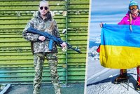 Jako první Ukrajinka zdolala Everest i K2: Sexy horolezkyně teď bojuje proti Rusům!
