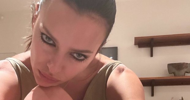 Irina Shayk je sexy. Irina Shayk je sexy.