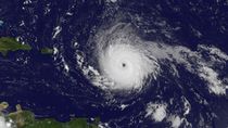 Karibik čeká další pohroma, hurikán Irma zasáhl první ostrov a míří k Floridě