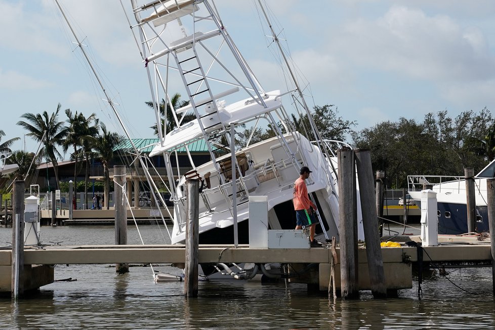 Přes 7,2 milionu lidí je na jihu USA bez elektřiny, Irma se přesouvá do Georgie.