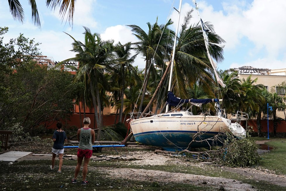 Přes 7,2 milionu lidí je na jihu USA bez elektřiny, Irma se přesouvá do Georgie.