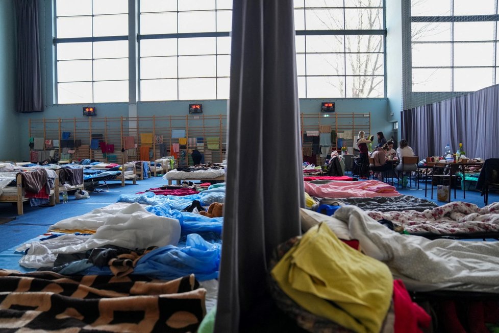 Válka na Ukrajině: Uprchlické centrum ve Lvově (12.3.2022)