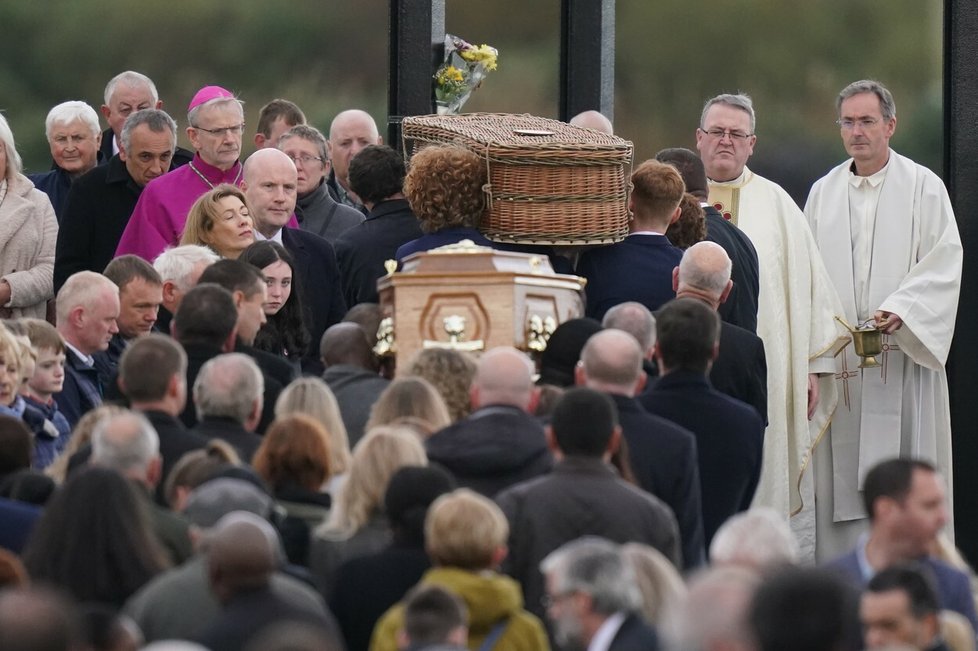 Pohřeb se konal v kostele svatého Michaela v Creeslough