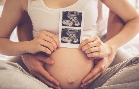 Odborník na neplodnost prozrazuje, jak úspěšně otěhotnět 