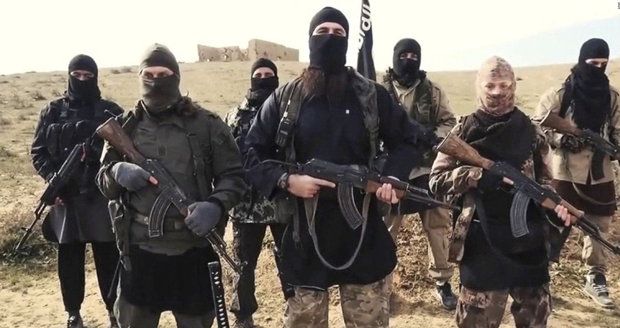 Nový brutální způsob popravy ISIS: Vlastní bojovníky nechali umrznout!