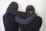 Na světlo vycházejí příběhy žen, které se po porážce ISIS v Iráku staly obětmi jiného zla - překupníků se sexuálními otrokyněmi. Na území bývalého Islámského státu vznikla celá síť obchodníků s lidmi (ilustrační foto)