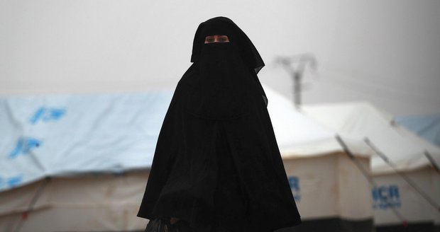 Z medicíny mezi džihádisty: „Nelituji toho,“ šokuje nevěsta ISIS, domů se vrátit nechce