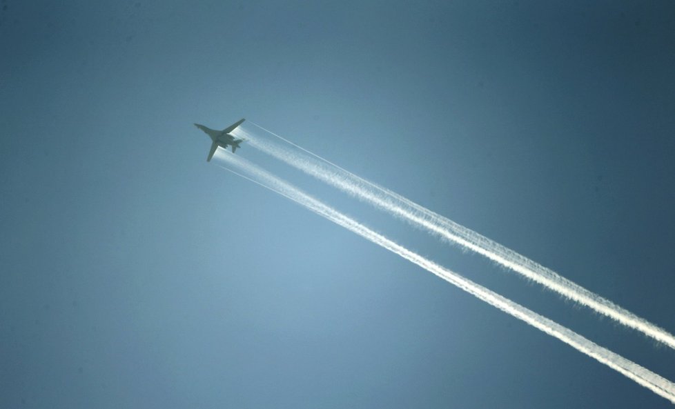 Americká letadla bombardují islamisty v Kobani.