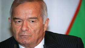 Islam Karimov: V Uzbekistánu zuří boj o moc.