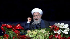 Přední íránští vědci dopisem požádali prezidenta Hasana Rúháního o vysvětlení údajné sebevraždy svého kolegy ve věznici