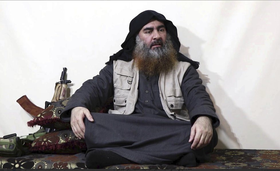 Vůdce Islámského státu (ISIS) abú Bakr Bagdádí na propagandistickém videozáznamu