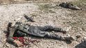Příslušník IS zabitý nedaleko postu sil SDF.