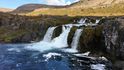 Islandský vodopád Dynanji a jeho okolí