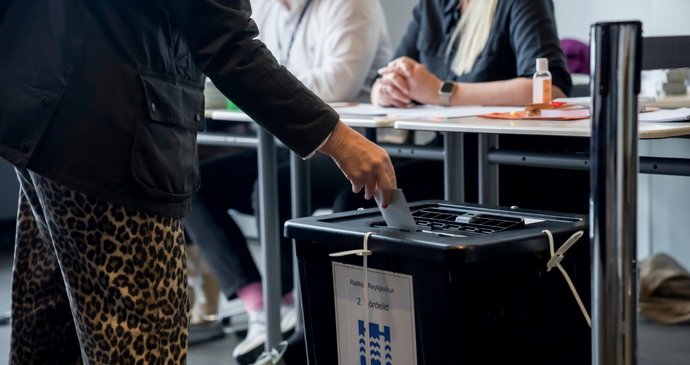 Island: Referendum o EU (29. 8. 2026).