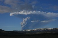 Na Islandu se probudila sopka, hrozí dopravní kolaps?!