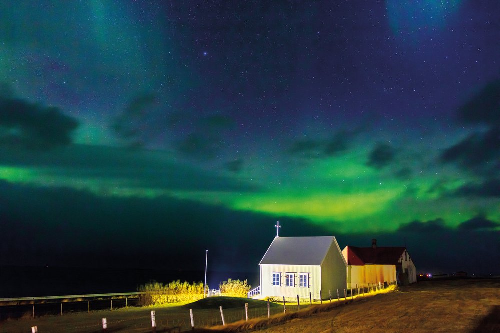 Kaplička v rybářské vesnici Grundarfjörður, západ ostrova
