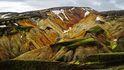 Duhové hory Landmannalaugar připomínají malířskou paletu barev