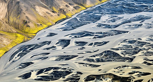 Obraz malovaný řekami v Zemi ledu