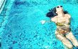 Co uniklo z Instagramu Meghan Markle: Sexy v plavkách