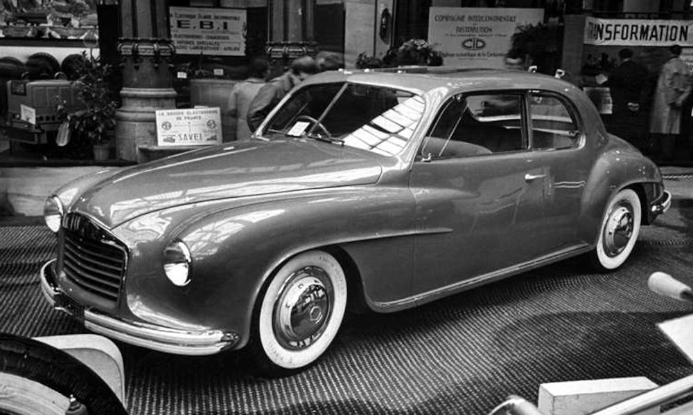 Oficiální prezentace modelu Isotta Fraschini Tipo 8C Monterosa se konala v říjnu 1947 na pařížském autosalonu, konaném v Grand Palais.