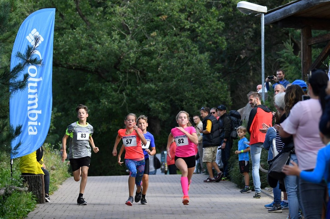 Mládežnické iSport LIFE běhy v ZOO Brno nabídly spoustu krásných sportovních soubojů