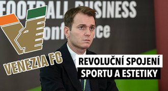 Jak Benátky spojily fotbal a módu? Šli jsme do rizika, říká obchodní ředitel