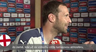 Který jazyk chcete? Čech odpovídal anglicky, španělsky a francouzsky