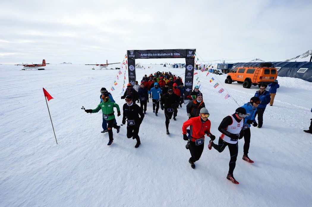 Závodníci za maraton zaplatí okolo 430 tisíc korun.