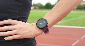 TEST: Garmin Forerunner 245. Umí sledovat i menstruaci, bez chyb ale nejsou