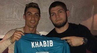 Nurmagomedov posílá Ronalda do důchodu. Proč by měl hvězdný fotbalista skončit?