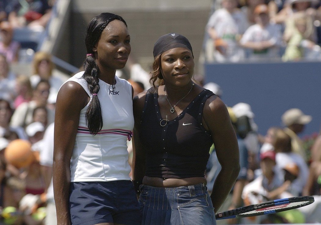 Serena v riflovém modelu na U.S. Open 2004.